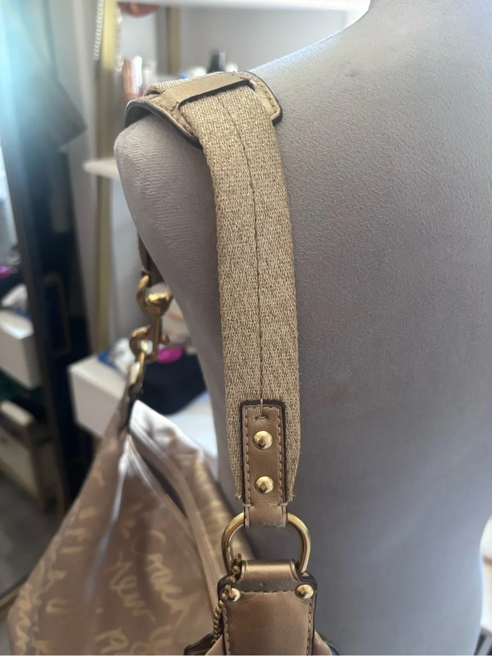 Coach poppy signature